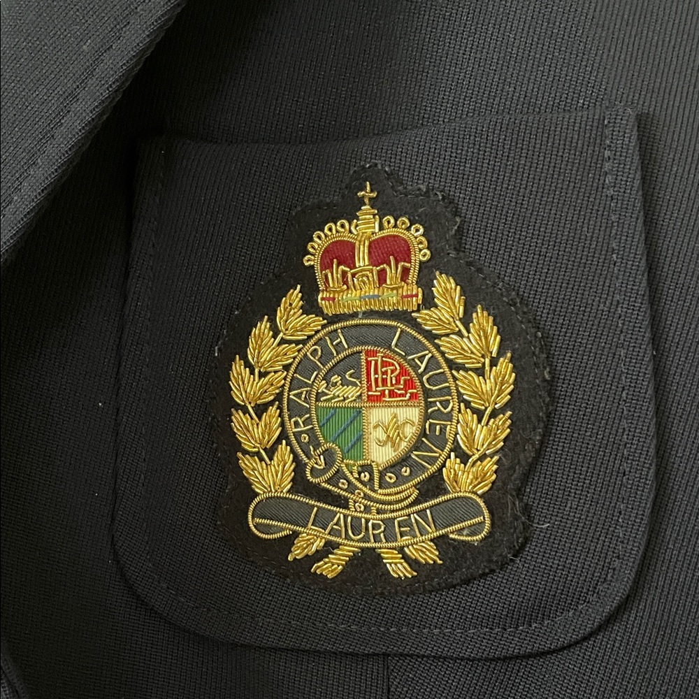 Ralph Lauren Navy Blazer with Embroidered Crest and Gold Buttons - Picture 3 of 6